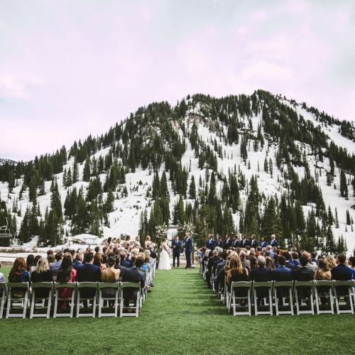 Snowpine Lodge