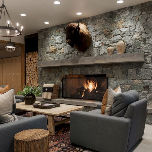 Snowpine Lodge